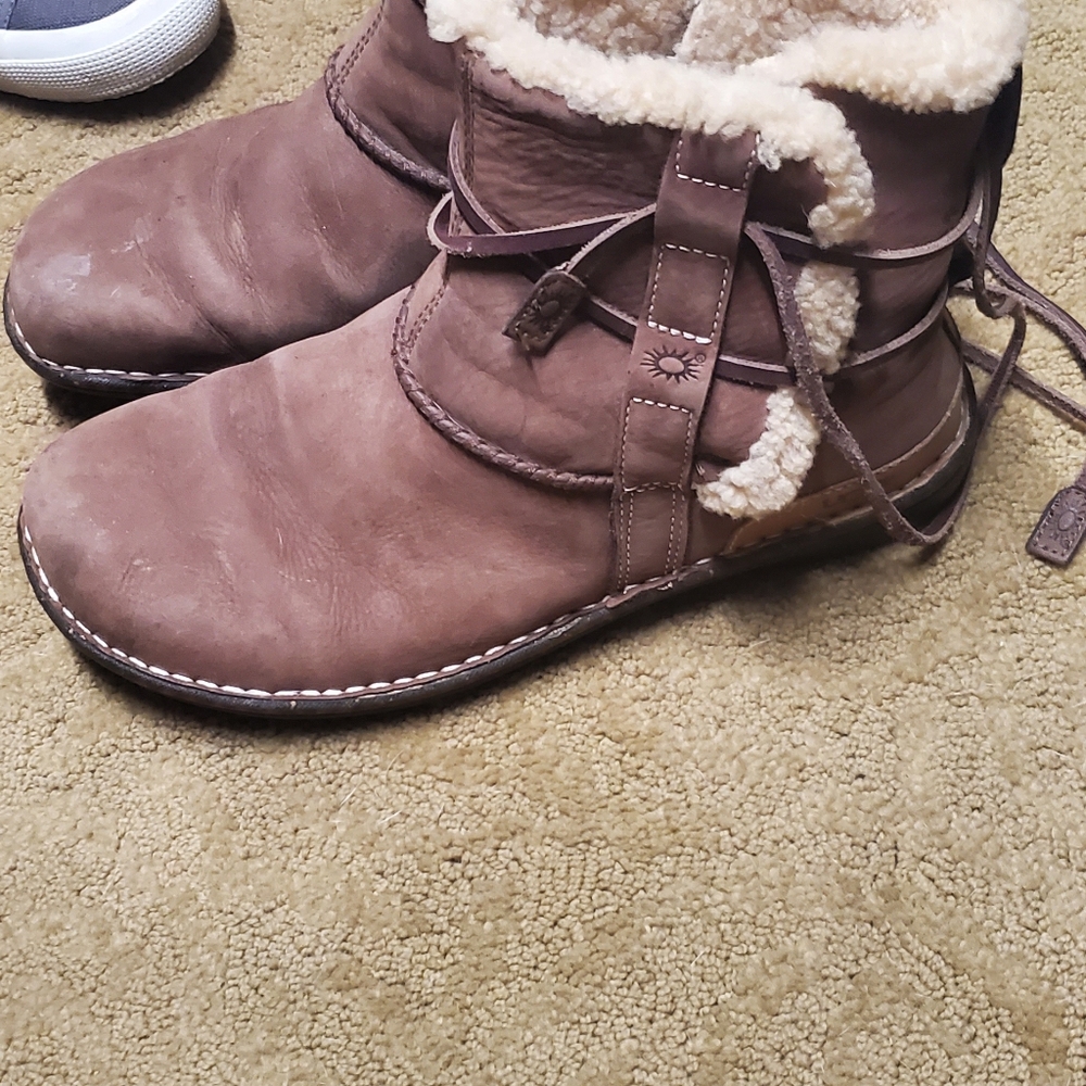 Women's boots